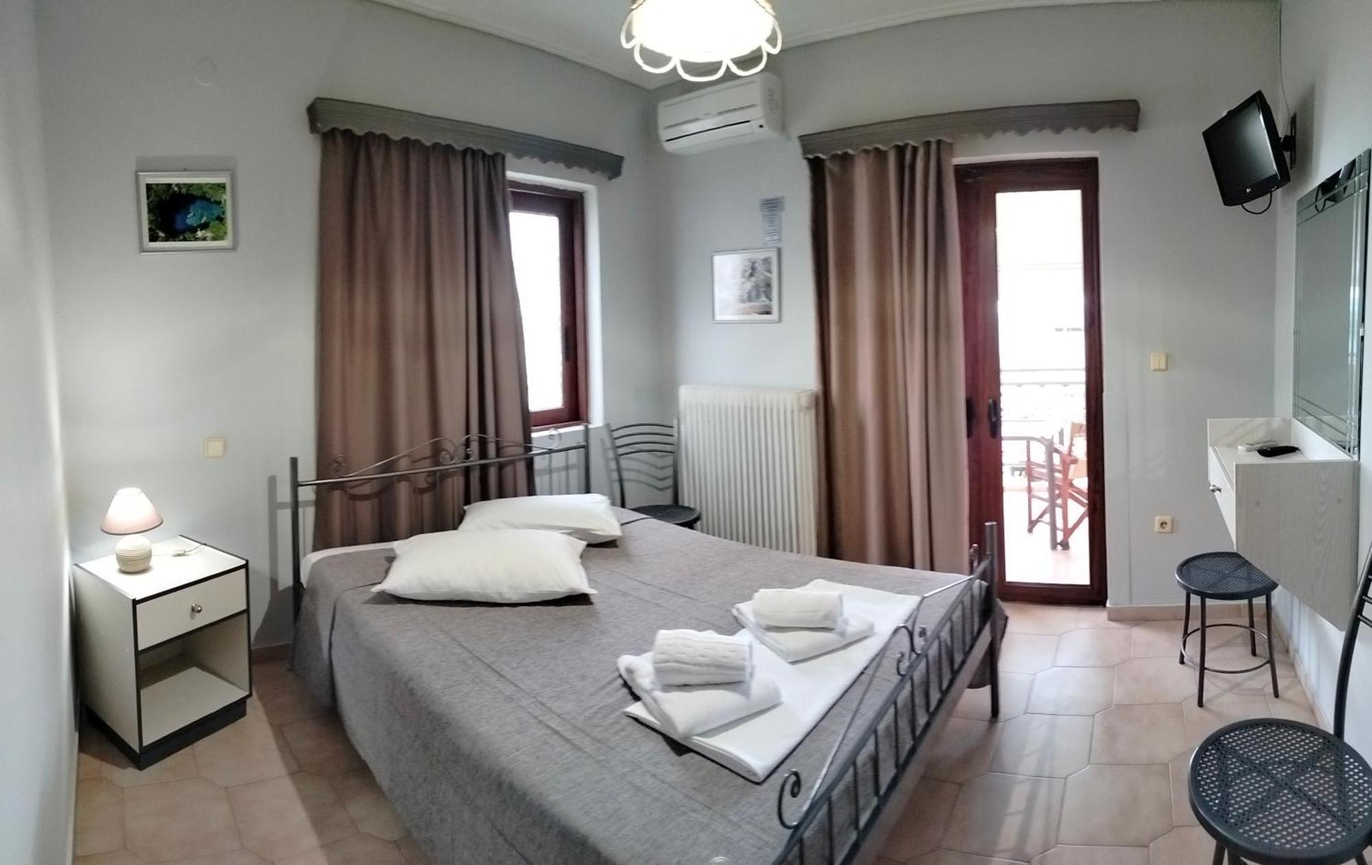 Iliahtida Apartments Ровиес Экстерьер фото