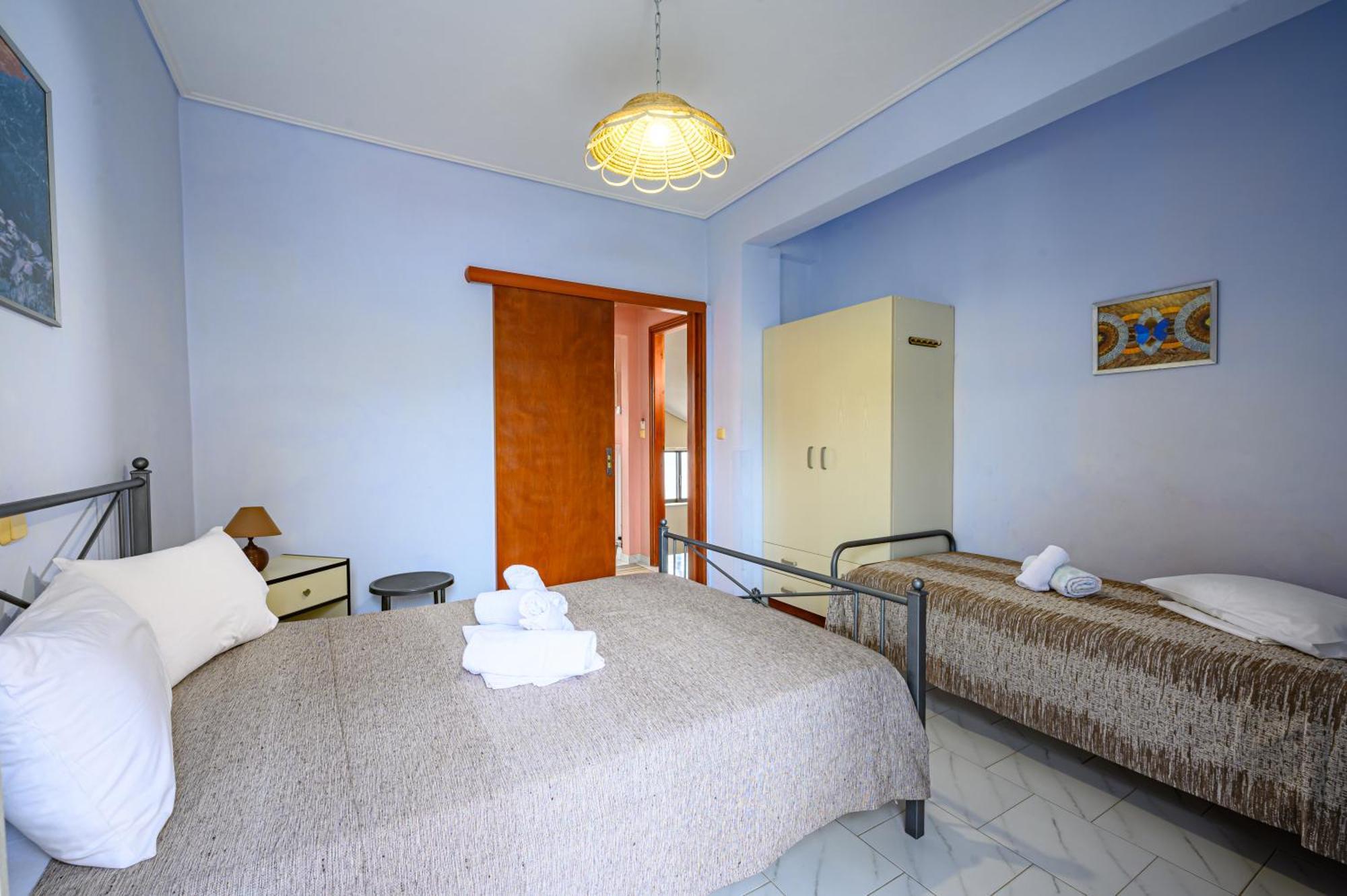 Iliahtida Apartments Ровиес Экстерьер фото