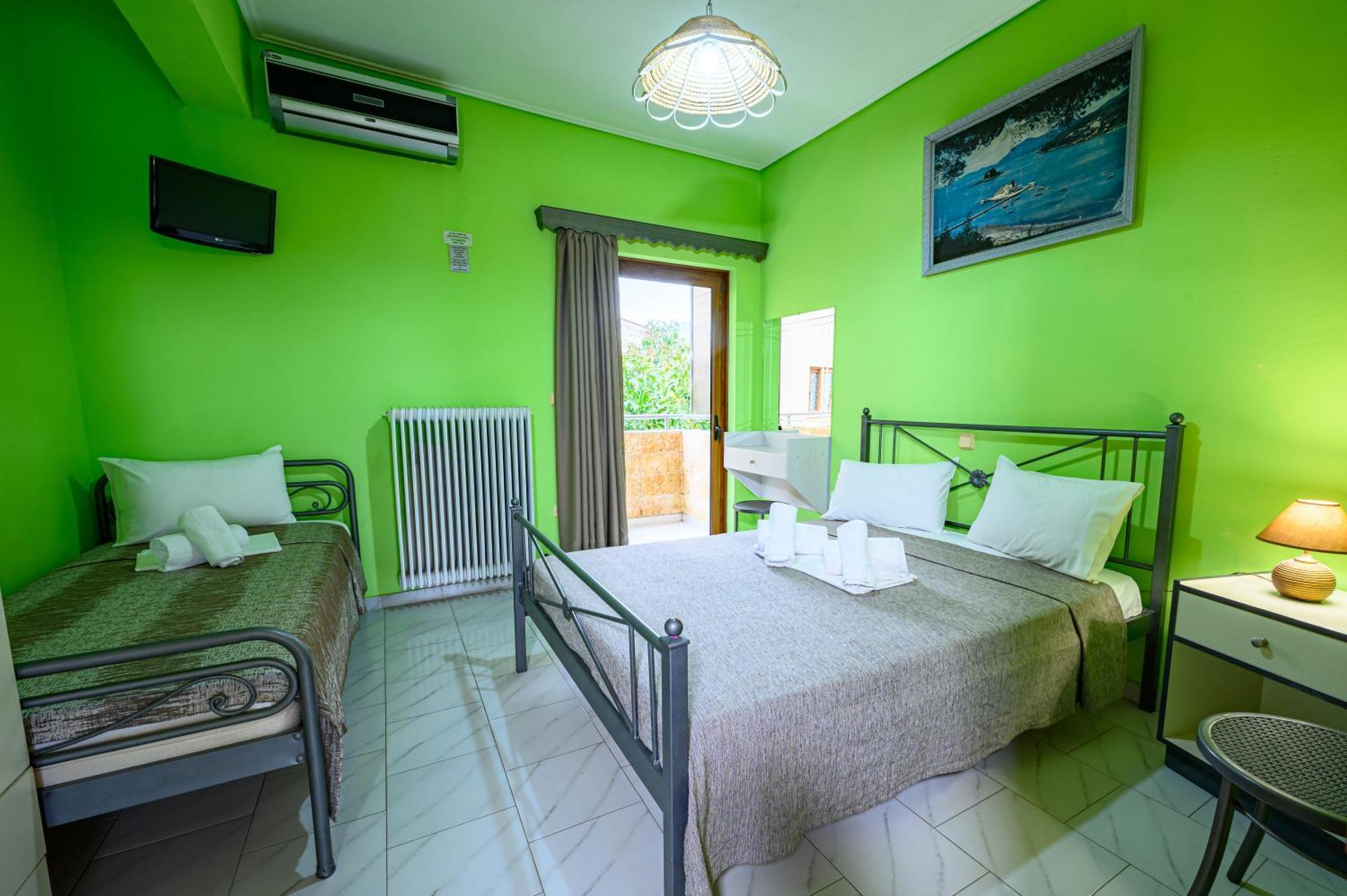Iliahtida Apartments Ровиес Экстерьер фото